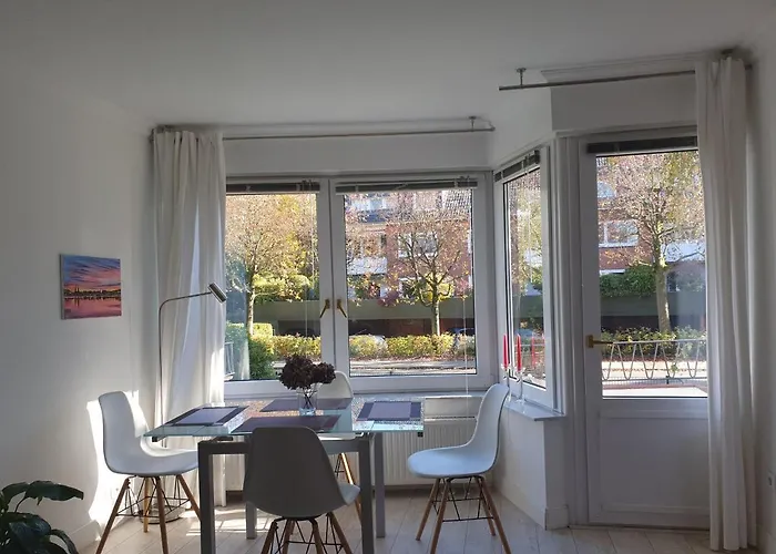 Niendorf-suite Apartment *
